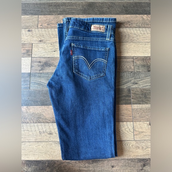 Y2K low rise Levi's - Picture 1 of 2